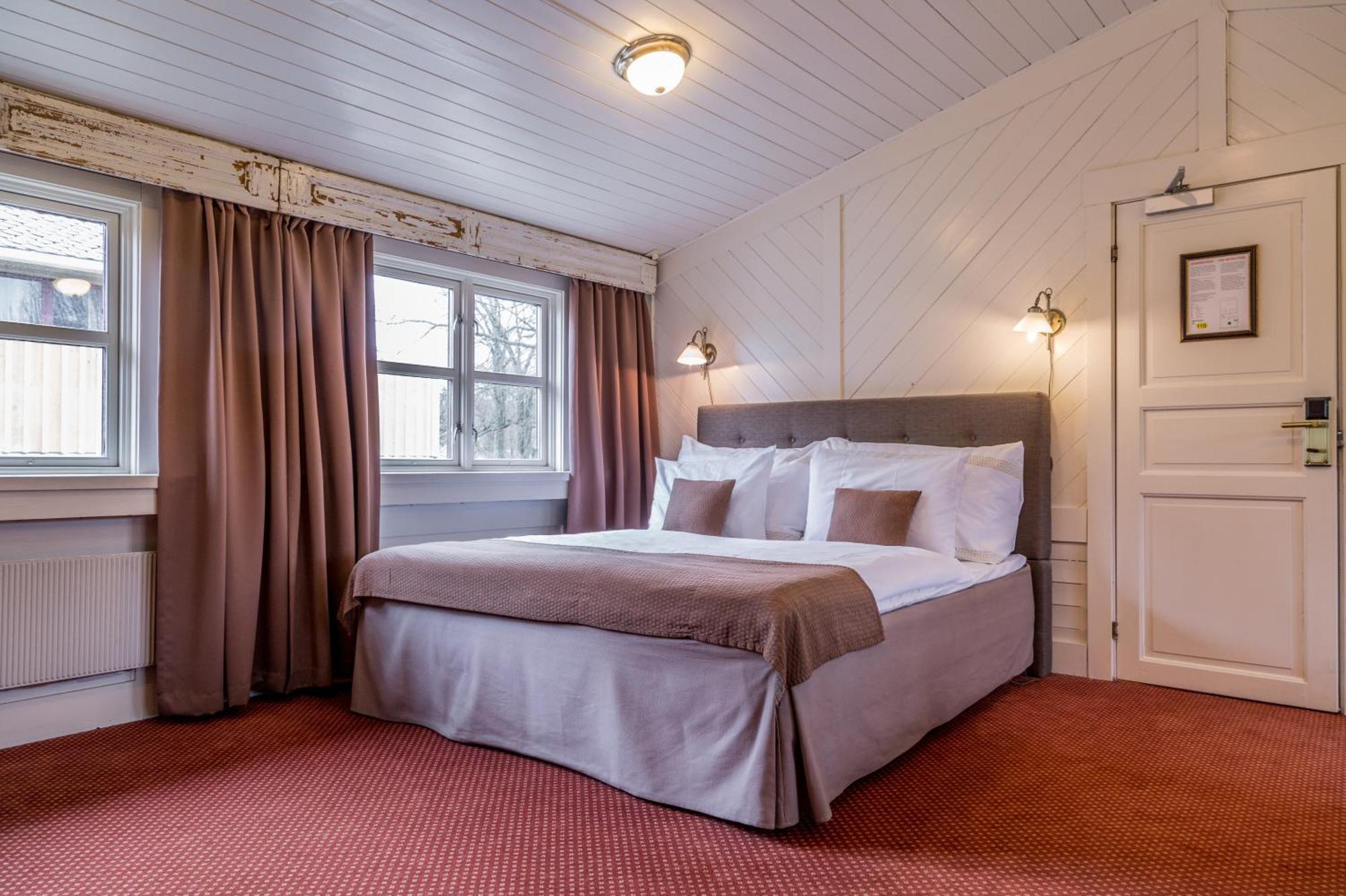 Kronen Gaard Hotel Sandnes  Exteriör bild